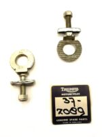 Triumph T100-T120-T150 Adjusters rear chain wheel cplt