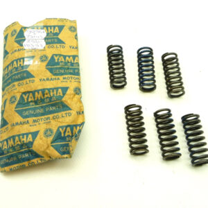 Yamaha clutch springs - set of 6 (256-16357-00 / 90501-23142)