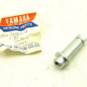 Yamaha YZ400 frame cover shaft (2K6-2148A-01)
