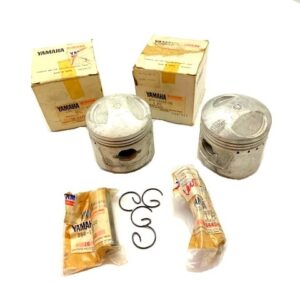 Yamaha  X S1  oversize Pistons 75.75 mm  set (No piston rings) (256-11637-02)
