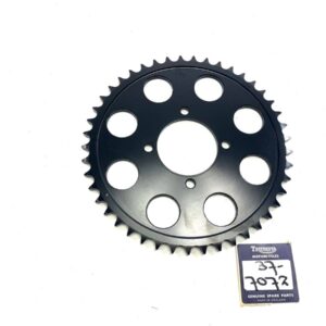 Triumph T140 rear wheel sprocket 45T 4-hole for 530 chain