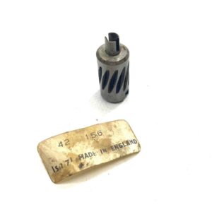 BSA A7-A10 oil pump drive + tacho spindle 42-156 / 42-0156